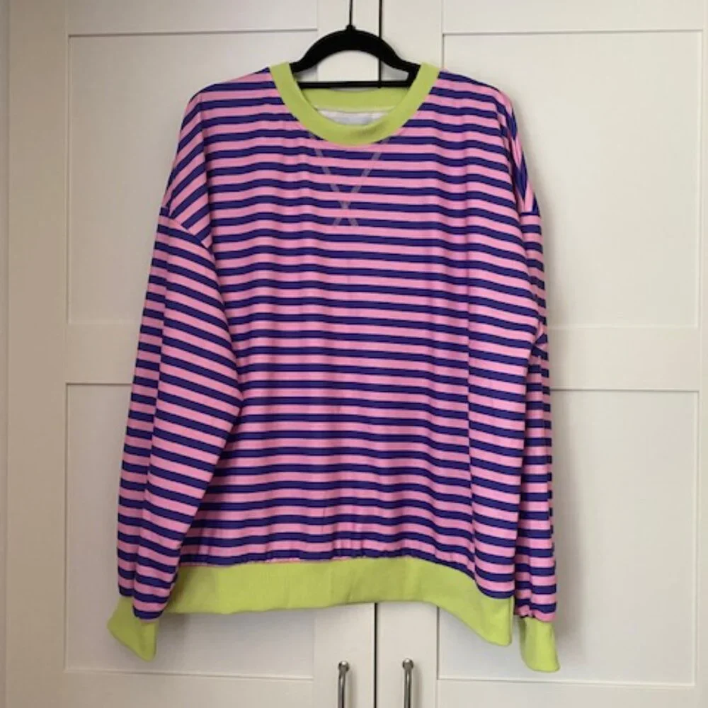 Womens Striped Oversized Sweatshirt - Picture 2 of 5